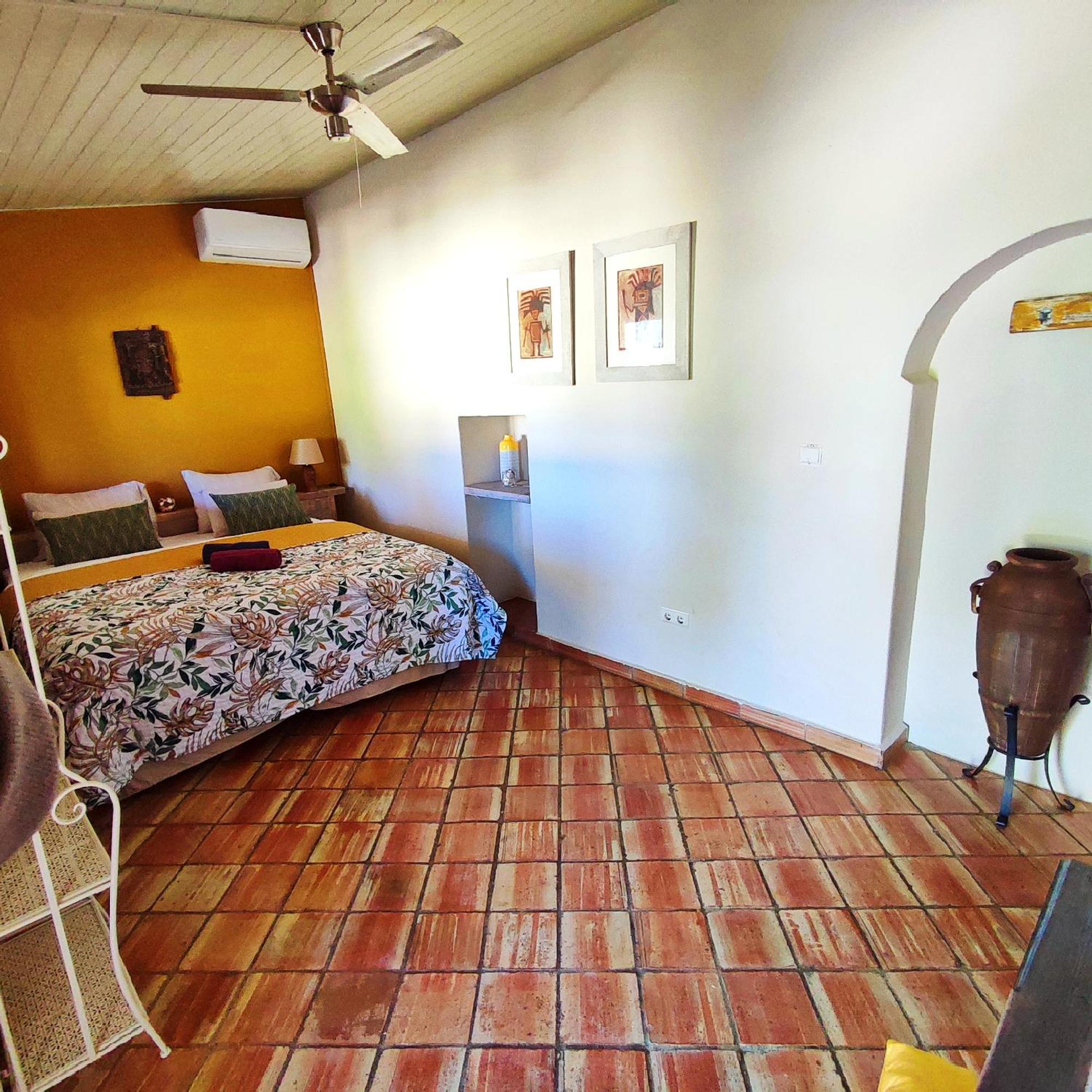 Quinta Pereiro Tropic Garden, Algarve Bed & Breakfast Moncarapacho Exterior photo